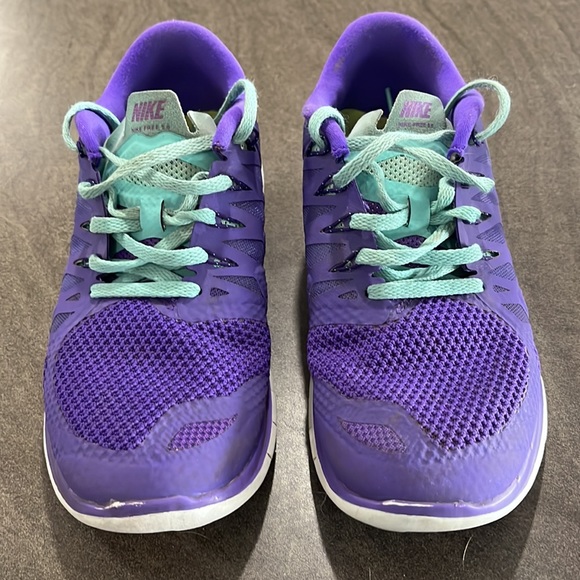 Nike Free Running Shoes - Picture 5 of 7